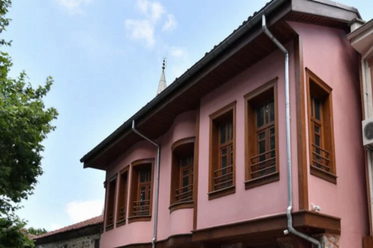 Evlerinden pınarlar geçen Bursa'ya dönüş