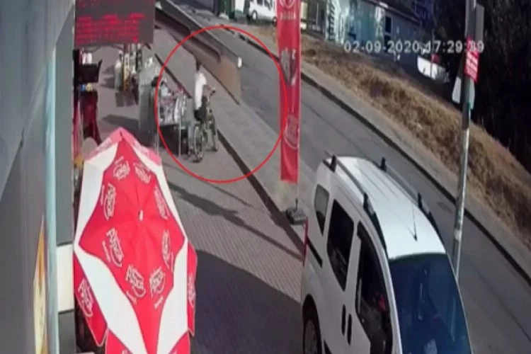 Bisiklet hırsızınızı linç edilmekten polis kurtardı