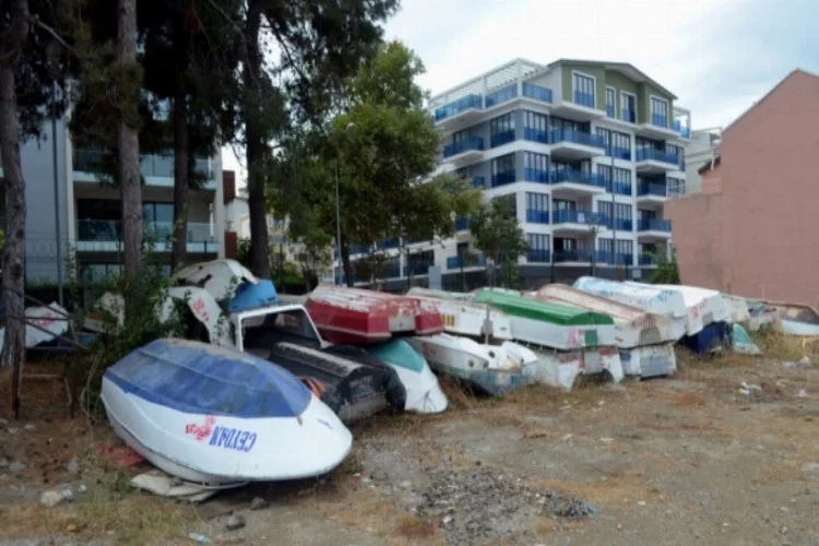Mudanya'daki sahipsiz  tekneler satılacak!
