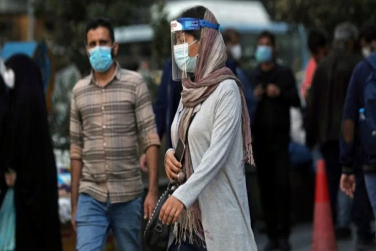 İran'da her dört dakikada bir virüsten ölüm