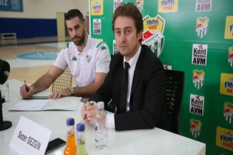 Bursaspor'da Dusan Alimpijevic imzayı attı