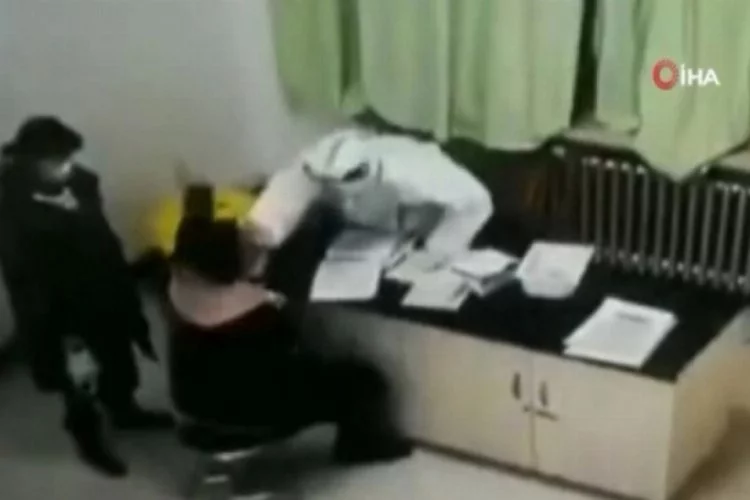 Çinli hasta Kovid testi yapan hemşireye saldırdı!