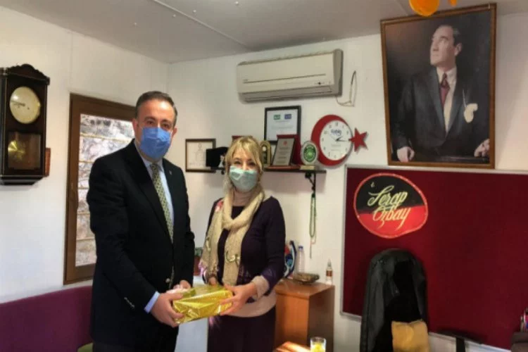 AK Parti Osmangazi kadına seçme hakkı verilişini özel bir programla kutladı