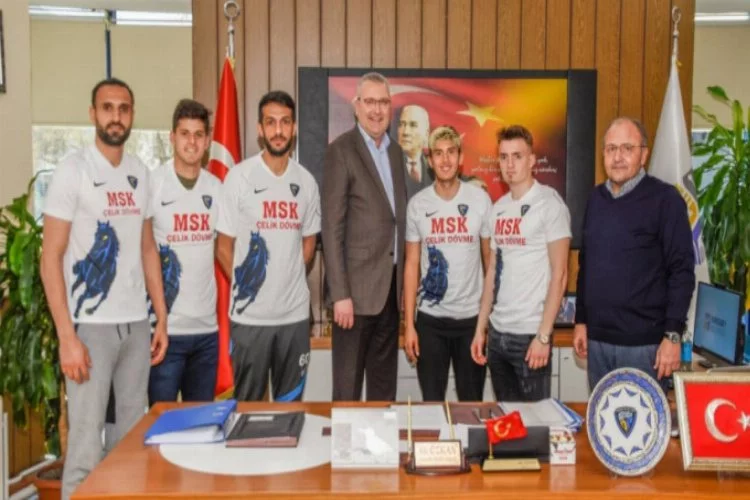 Karacabey Belediyespor'dan 6 transfer birden