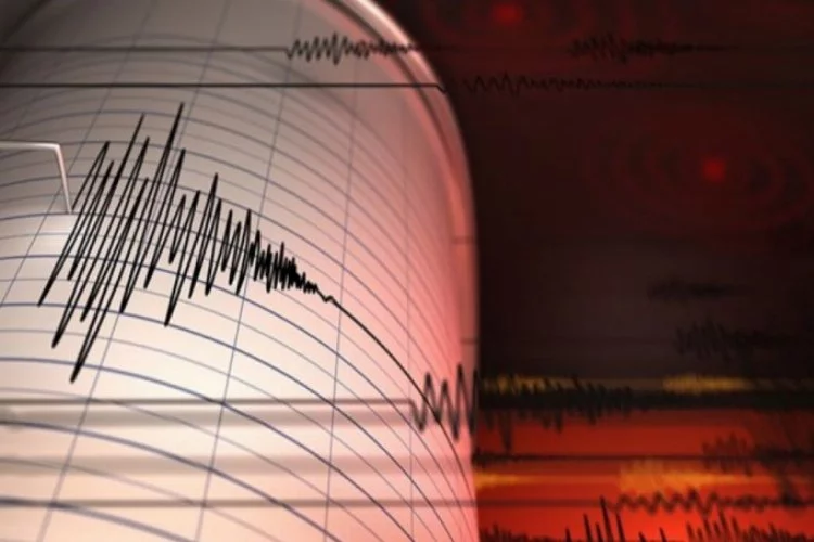 İzmir Karaburun açıklarında 3,8 büyüklüğünde deprem