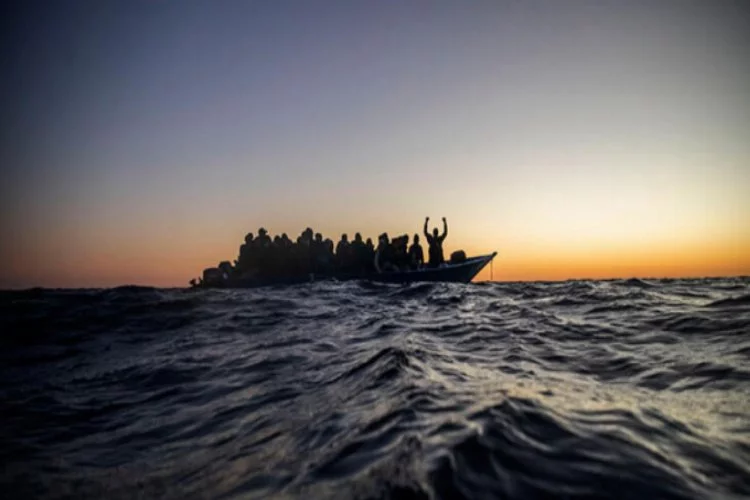 Akdeniz'de göçmen faciası: Çok sayıda can kaybı var