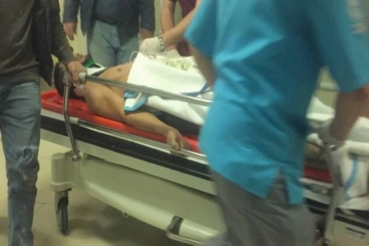 Bursa'da 4'üncü kattan düşen işçi ağır yaralandı
