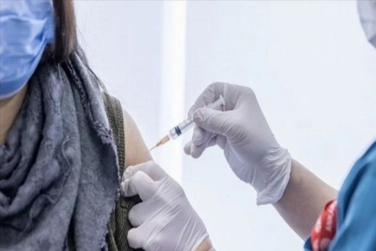 Türkiye'de 20 milyon kişiye aşı yapıldı