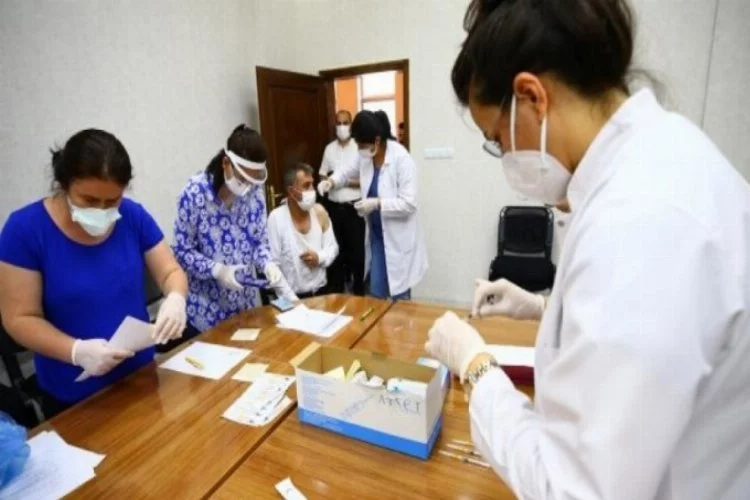 Korona virüs aşı odalarında görevli personele ek ödeme