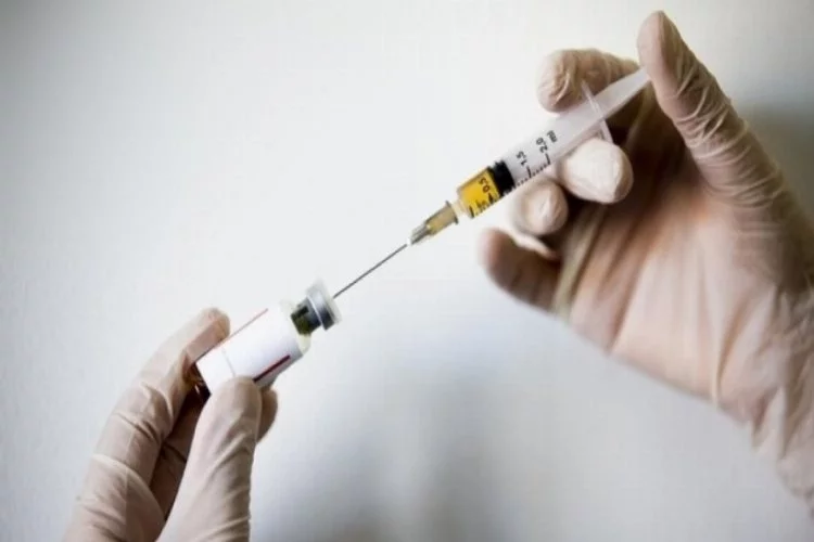 Sağlık Bakanı Koca paylaştı! 40 milyonuncu aşıyı o yaptı
