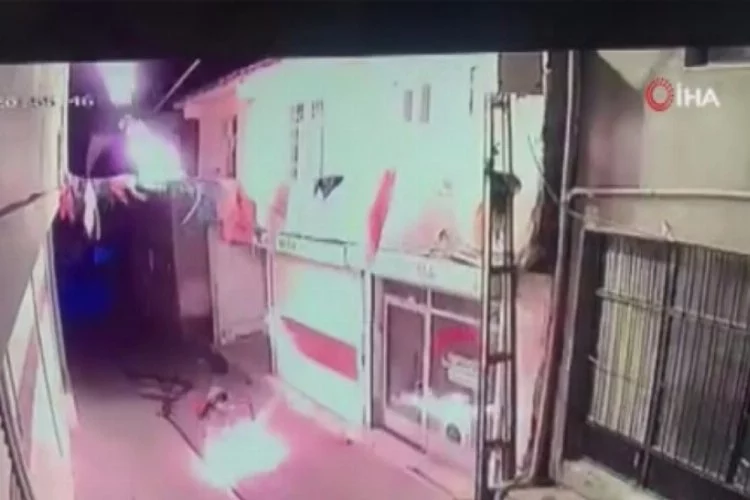 AK Parti Hani İlçe Binasına molotoflu saldırı!
