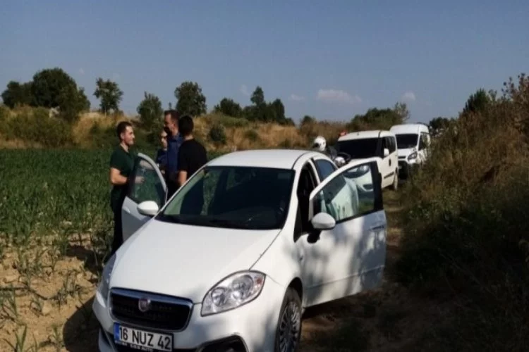 Bursa'da kovalamacanın ardından çalıntı araçla yakalandılar
