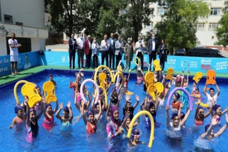 Bursa'da yüzme bilmeyen çocuk kalmayacak