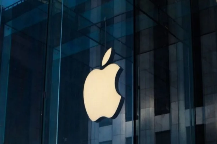 Apple ofise dönüş tarihini erteledi