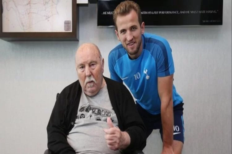 Tottenham'ın efsanesi Jimmy Greaves hayatını kaybetti