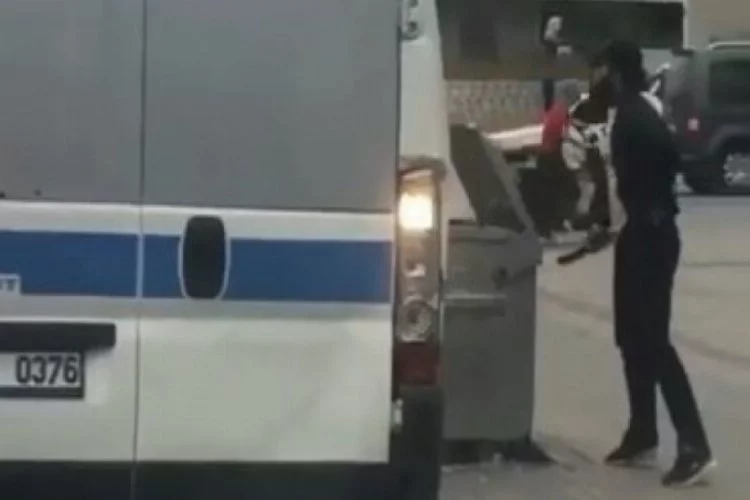 Bursa'da dehşete düşüren olay! Palayla yolcu minibüsüne saldırdı