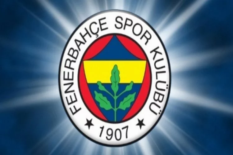 Fenerbahçe'nin şampiyonluk kupasını çalmaya çalıştı