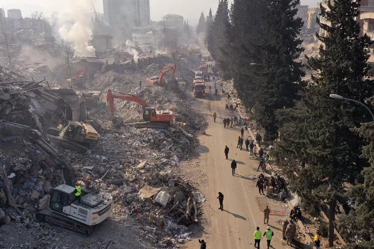 Asrın felaketinde kaç kişi hayatını kaybetti? Bakan Yerlikaya'dan açıklama