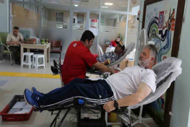 Bursalılar kan bağışladı