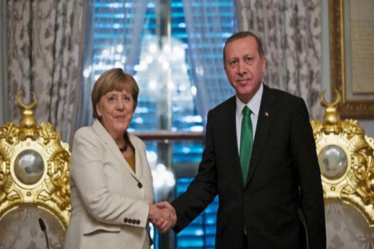 Erdoğan ile Merkel biraraya geldi!