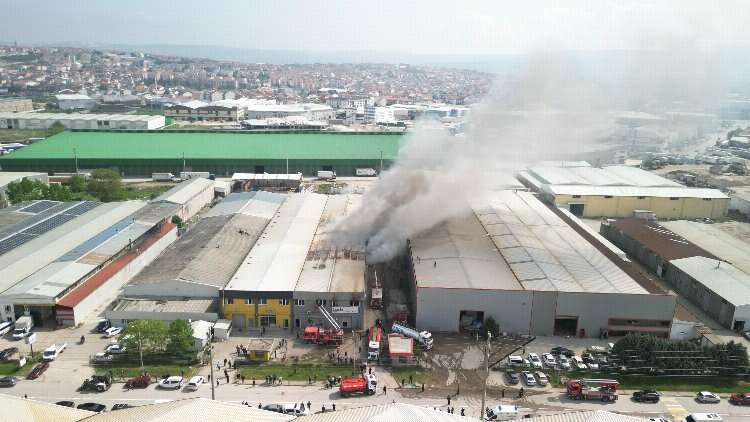 İnegöl'deki fabrika yangınında son durum ne?  Bursa Hayat Gazetesi -3