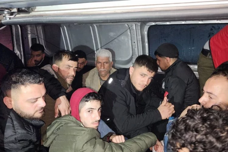 Tekirdağ'da 21 düzensiz göçmen yakalandı