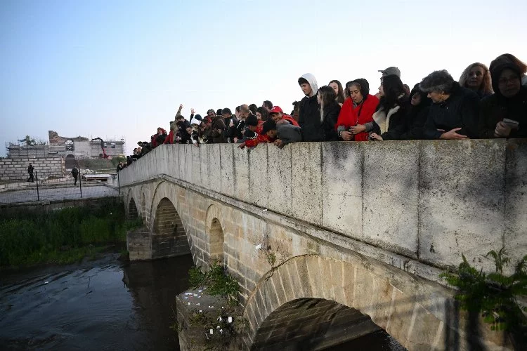 3 gün süren etkinlikte dilekler Tunca Nehri'ne bırakıldı