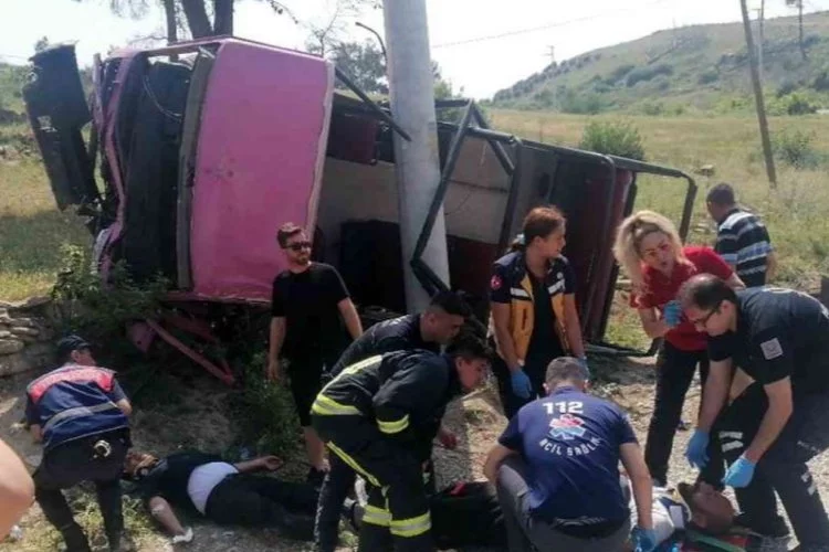 Antalya'da safari turunda feci kaza: 15 kişi yaralandı!