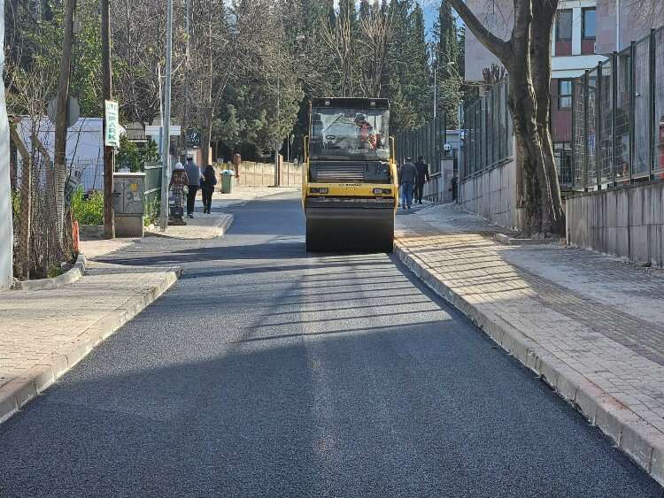 Osmangazi Belediyesi, asfalt çalışmalarına hız verdi! -Bursa Hayat Gazetesi -5