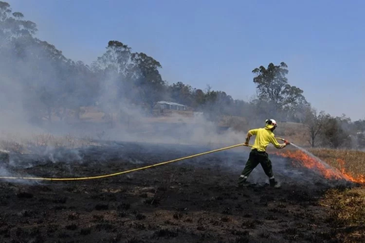 Avustralya'da "Felaket" seviyesinde orman yangınları: 30 bin kişi tahliye ediliyor!