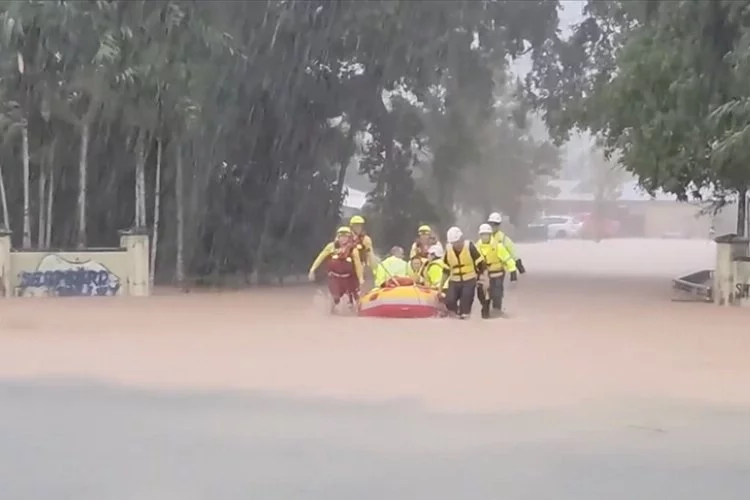 Avustralya'da sel felaketi! Yüzlerce kişi evlerinden tahliye ediliyor