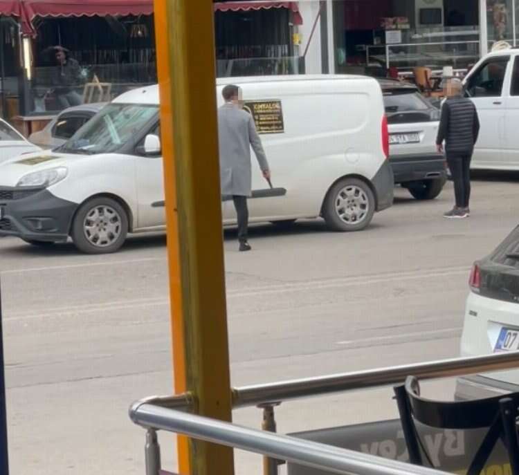 Antalya'da silahlı dehşet: Alacak verecek tartışmasında 7 yaralı!-Bursa Hayat Gazetesi-3