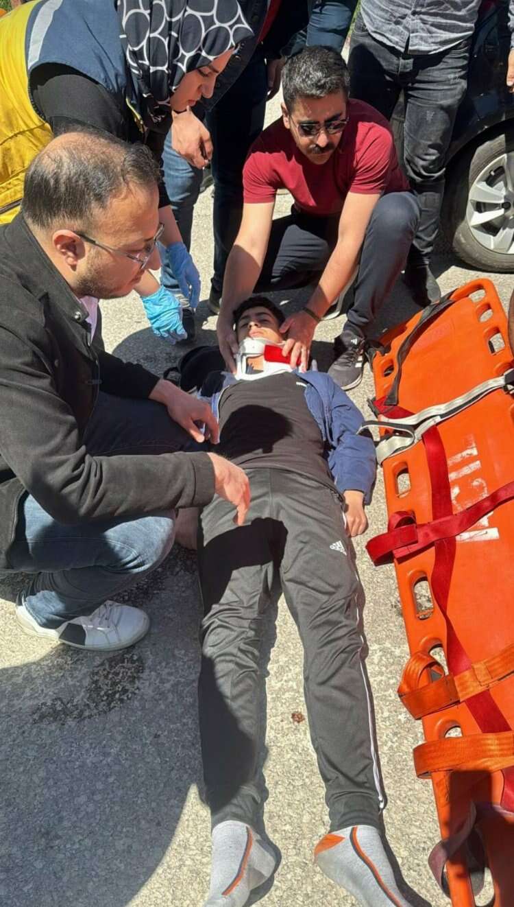 Elazığ'da korkunç kaza: Yaya geçidinde otomobil çarptı!-Bursa Hayat Gazetesi-2