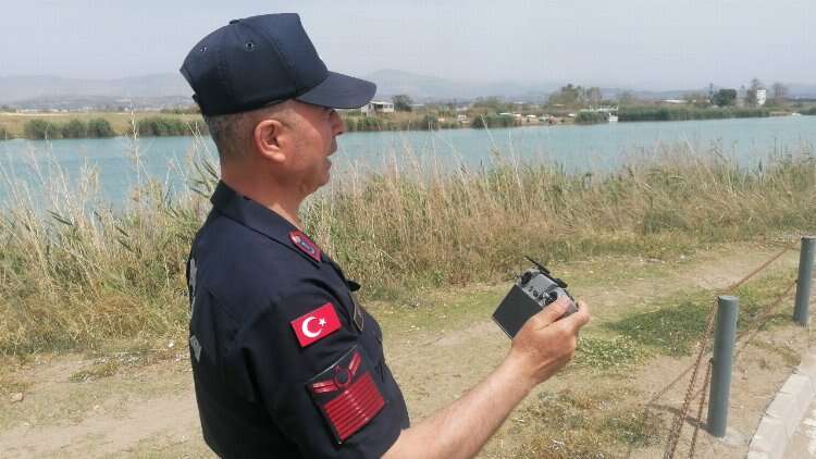 Manavgat'ta sahilden yükselen dumanlar panik yarattı: Jandarma dronla kontrol etti!-Bursa Hayat Gazetesi-2