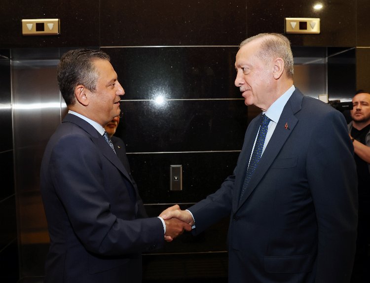Cumhurbaşkanı Erdoğan, CHP Lideri Özel’i kabul etti-Bursa Hayat Gazetesi-3