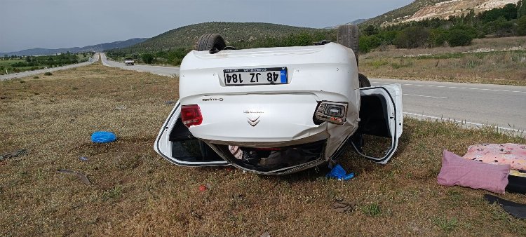 Burdur-Fethiye kara yolunda feci kaza: 1'i çocuk 3 yaralı!-Bursa Hayat Gazetesi-2