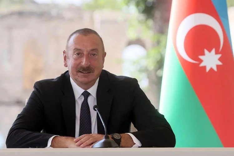 Azerbaycan’da Aliyev yeniden Cumhurbaşkanı