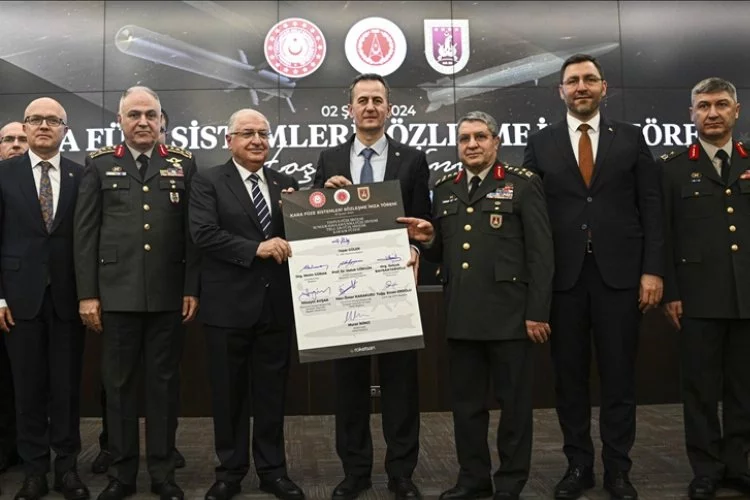 Bakan Güler'den güçlü bir mesaj: "Silahlı Kuvvetlerimizin üstün teçhizat ve sistemlerle donatılması yegane hedefimizdir"