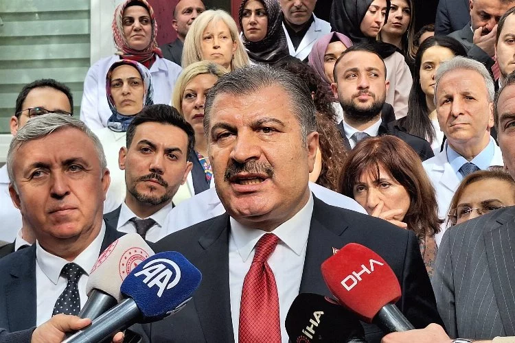 Bakan Koca: 'Malpraktis, Türkiye’de kökten çözülüyor'