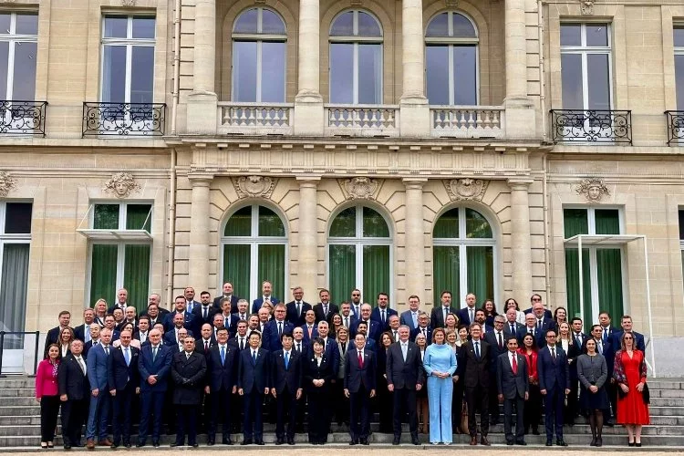 Bakan Şimşek ve Bola, Paris'te 2024 OECD Bakanlar Toplantısı'nda