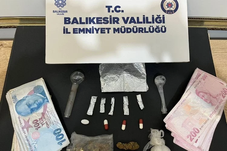 Bandırma'da uyuşturucuya geçit yok: 3 şüpheli şahıs yakalandı!