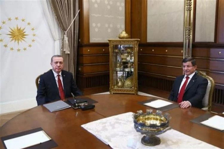 Başbakan Davutoğlu Cumhurbaşkanlığı Sarayı'nda