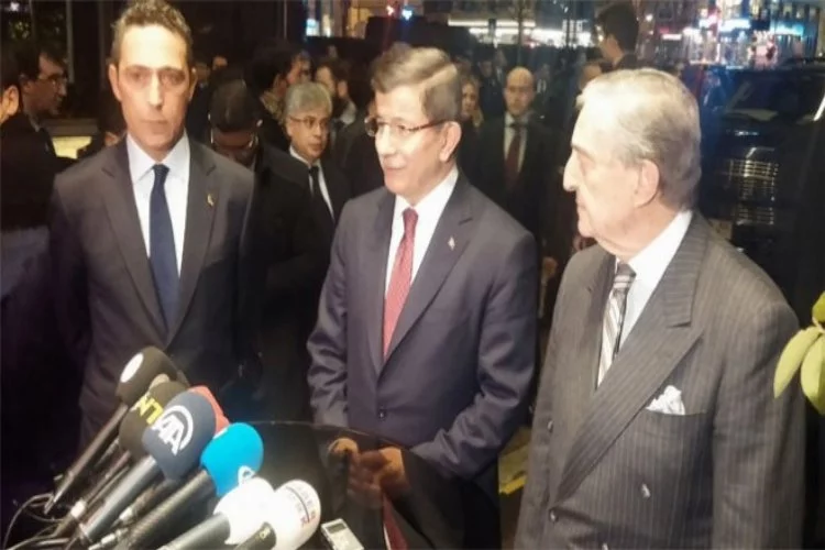 Başbakan Davutoğlu, Rahmi Koç'a taziye ziyaretinde bulundu