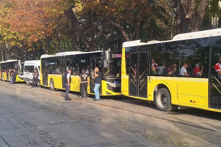 Bayern Münih taraftarı otobüslerle stadyuma götürüldü