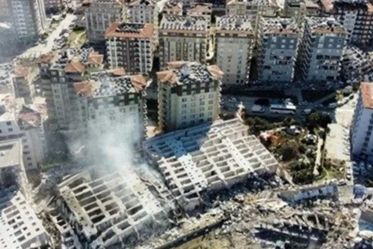 Asrın Felaketi'nde bin can alan Rönesans Rezidans davası başladı!