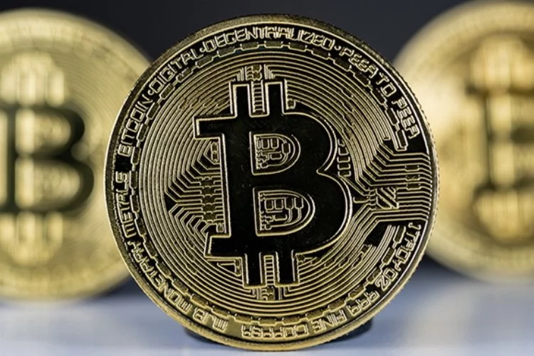 Bitcoin fiyatı Aralık 2021 zirvesini geride bıraktı