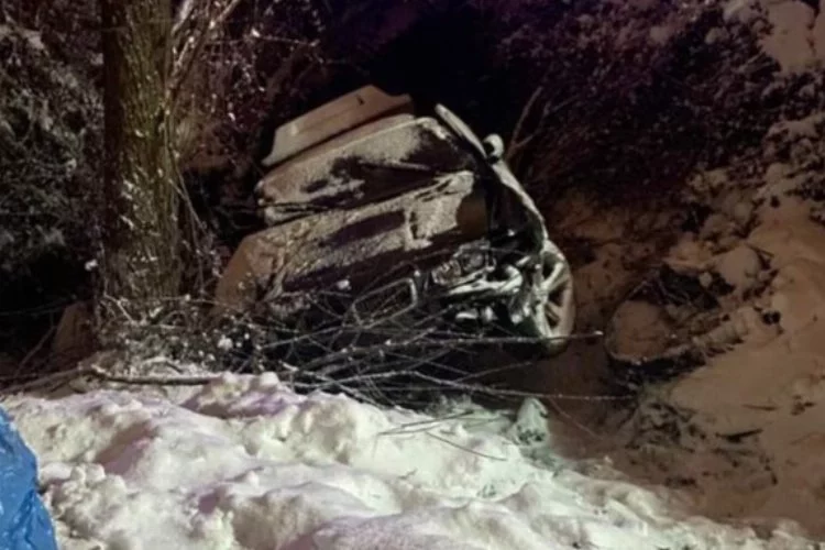 Bursa'da can alan kaza: Otomobil dere yatağına uçtu