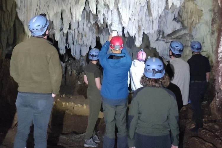 Bursa'da DKMP ekibine temel mağara eğitimi