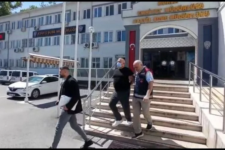 Bursa'da ikinci el telefon dolandırıcısı yakayı ele verdi