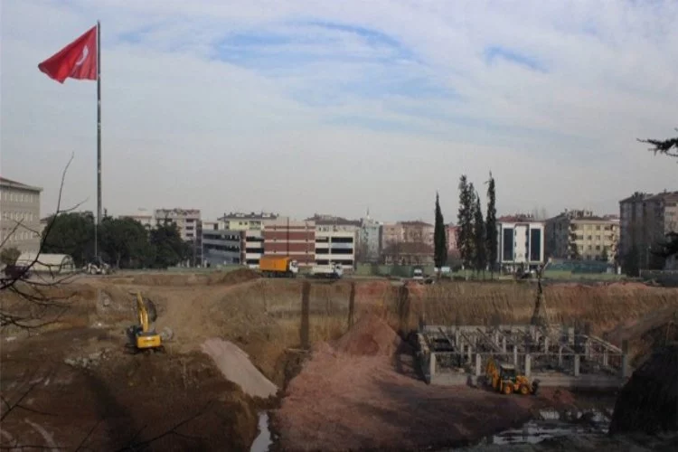 Bursa'da TEOG sınavında inşaat krizi